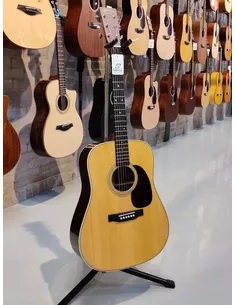 Martin D-28 Reimagined 2017 Acoustic Guitar with Case, Standard series, Top: sitka Spruce, S/B: east indian Rosewood